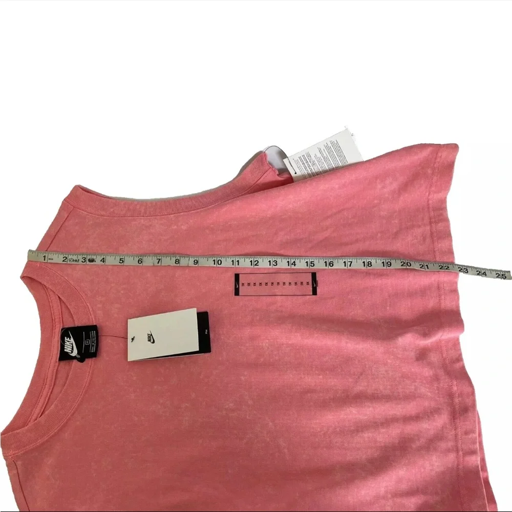 Nike Women's Tank Top Size 1X Pink Cropped White Washed Pink NWT Sweatshirt - Picture 9 of 10